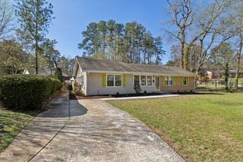 817 Chatham Ln, Raleigh, NC 27610