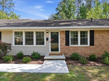817 Chatham Ln, Raleigh, NC 27610