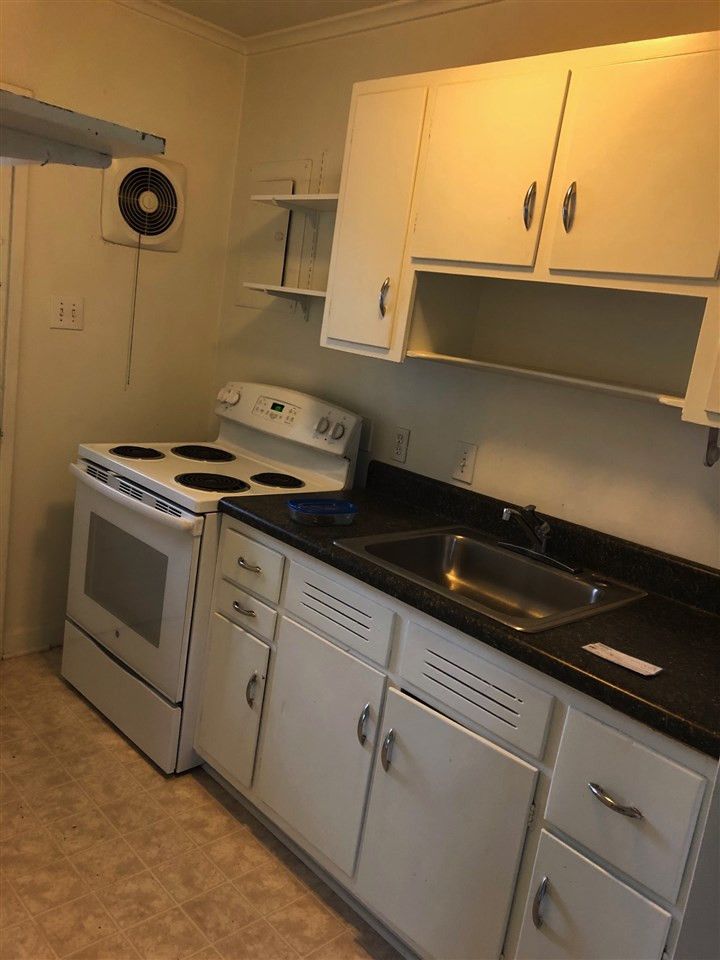 817 Daniels St #A, Raleigh, NC 27605
