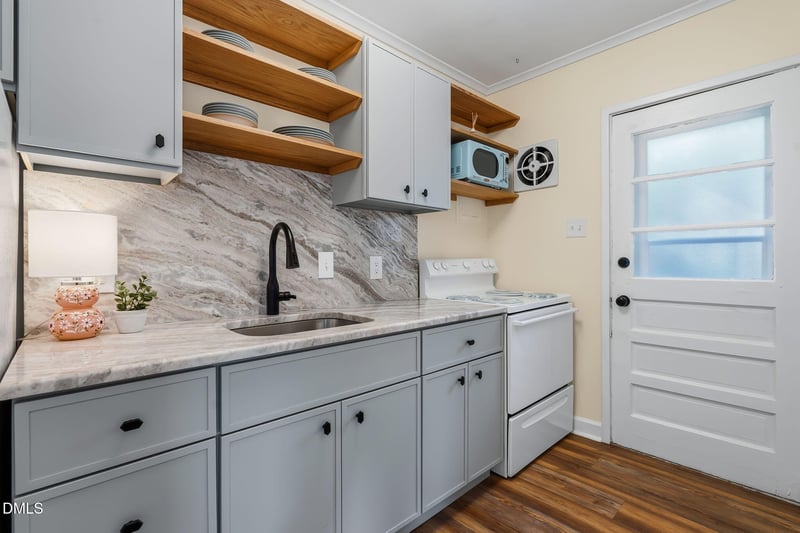 817 Daniels St #B, Raleigh, NC 27605