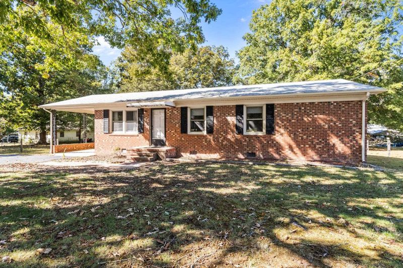 817 Frank St, Roxboro, NC 27573