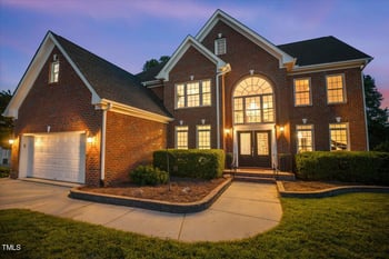 817 Highwater Pl, Fuquay Varina, NC 27526
