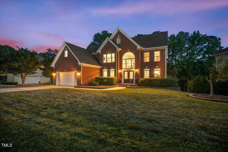 817 Highwater Pl, Fuquay Varina, NC 27526