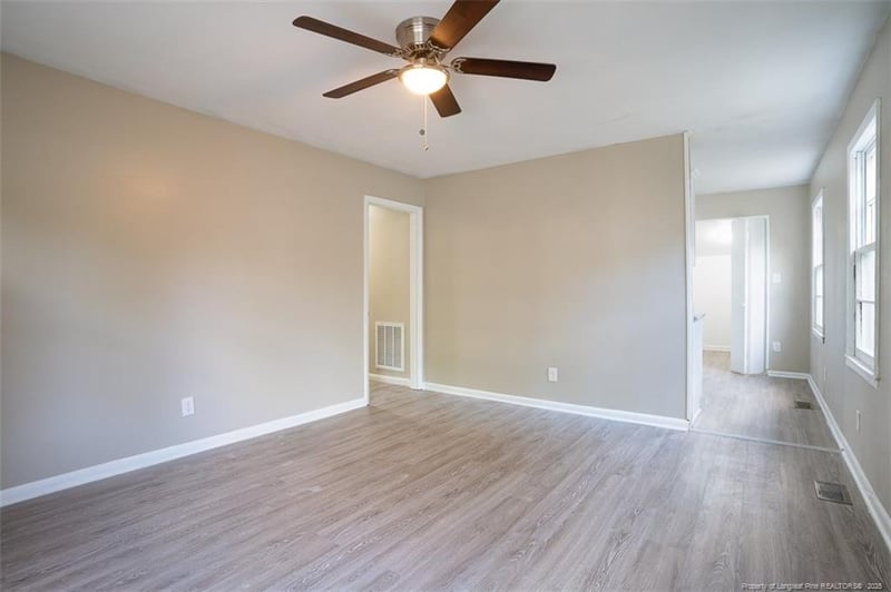 817 Isley St, Fayetteville, NC 28305