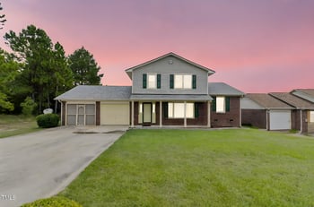 817 Issac Dock Dr, Fayetteville, NC 28314