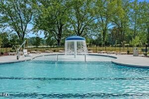 817 Kenyon Springs Dr, Zebulon, NC 27597