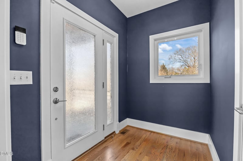 817 King Charles Rd, Raleigh, NC 27610