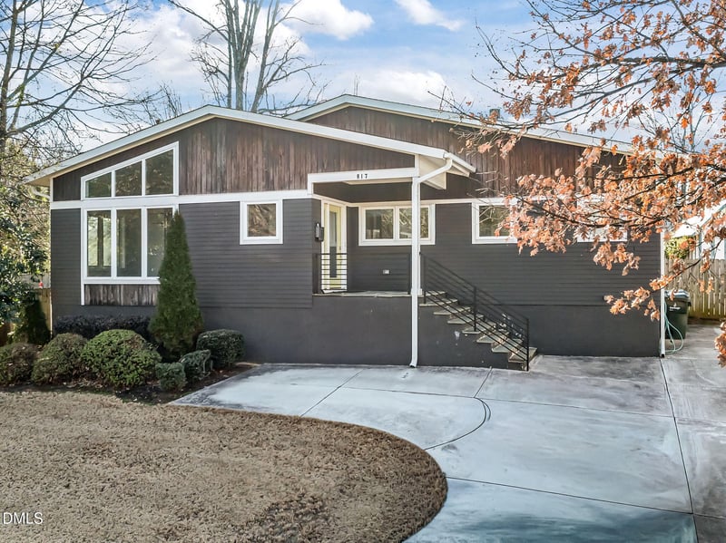 817 King Charles Rd, Raleigh, NC 27610