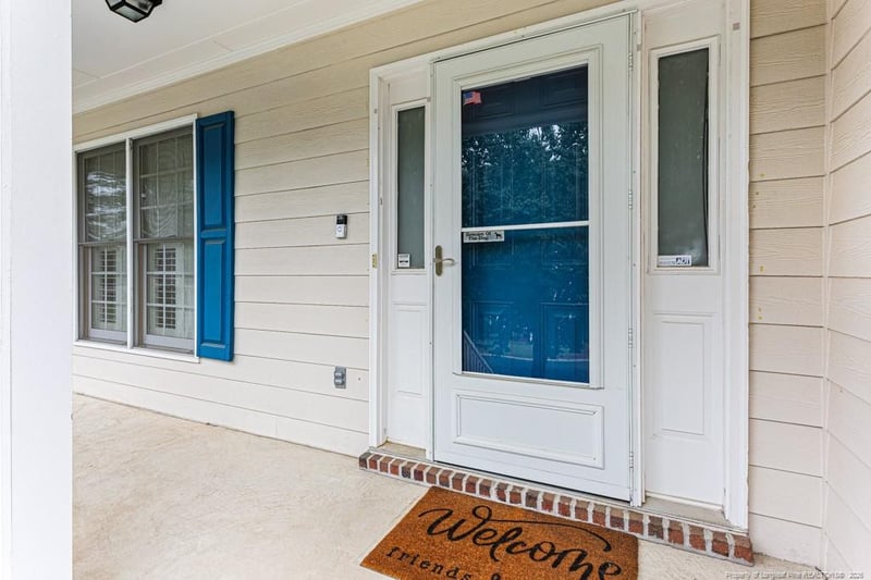 817 Larkspur Dr, Fayetteville, NC 28311