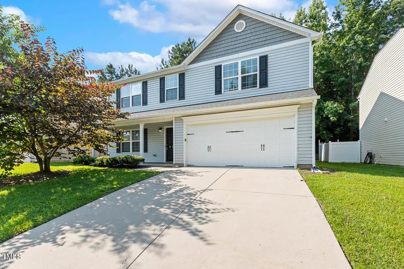 817 Leatherstone Ln, Fuquay Varina, NC 27526