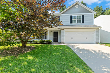 817 Leatherstone Ln, Fuquay Varina, NC 27526