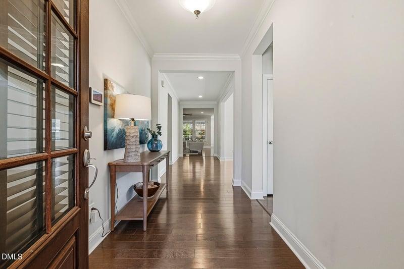 817 Mcginn Ln, Cary, NC 27519