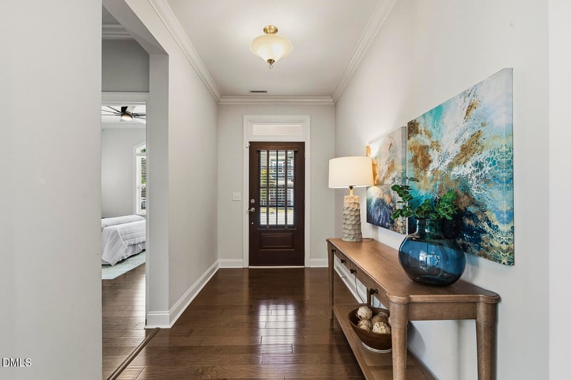 817 Mcginn Ln, Cary, NC 27519