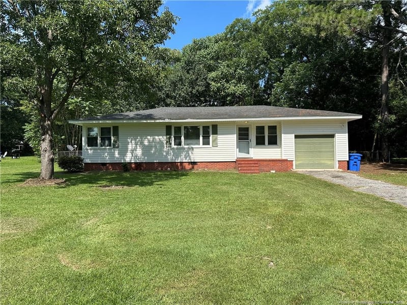 817 Poplar Dr, Fayetteville, NC 28304