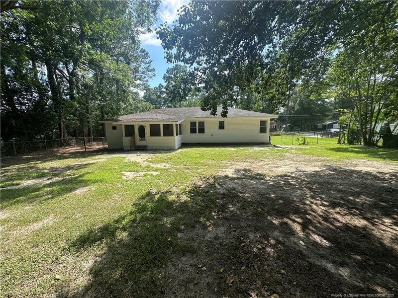 817 Poplar Dr, Fayetteville, NC 28304