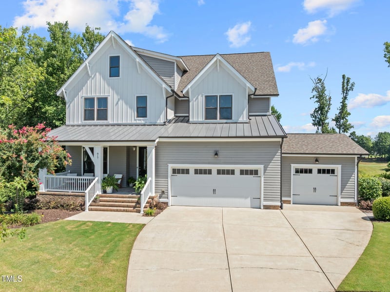 817 Rambling Oaks Ln, Holly Springs, NC 27540