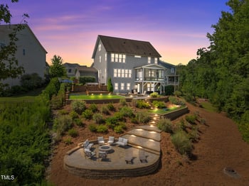 817 Rambling Oaks Ln, Holly Springs, NC 27540