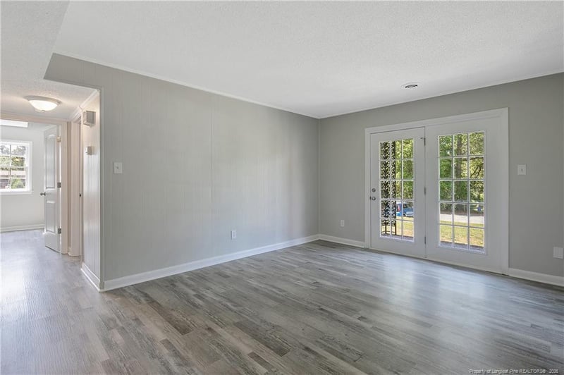 817 Ridge Rd, Fayetteville, NC 28311