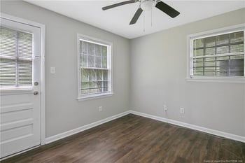 817 Ridge Rd, Fayetteville, NC 28311