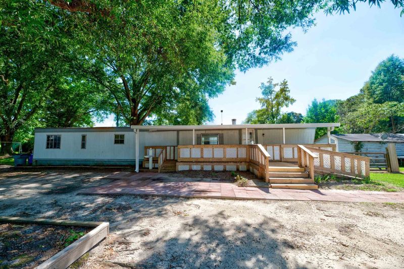 817 Southern St, Selma, NC 27576