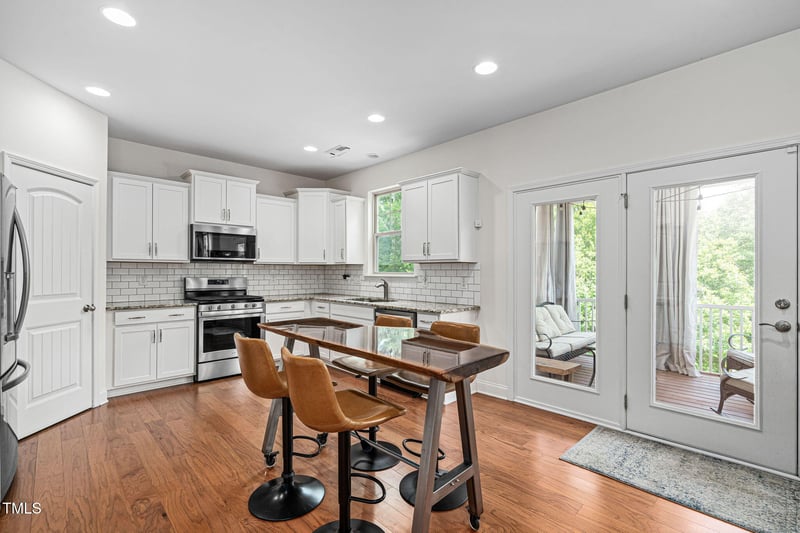 817 Stable Fern Dr, Fuquay Varina, NC 27526