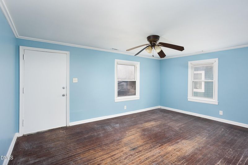 818 Belvin Ave, Durham, NC 27704