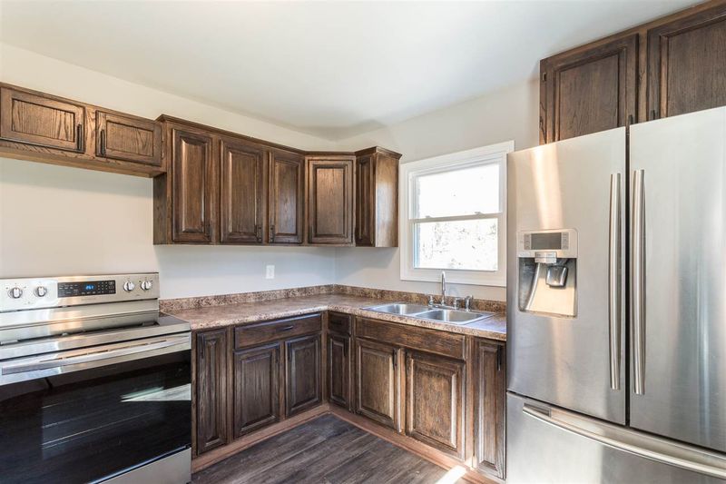 818 Da Vinci St, Durham, NC 27704