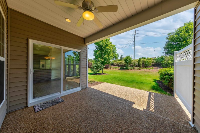 818 Finnbar Dr, Cary, NC 27519