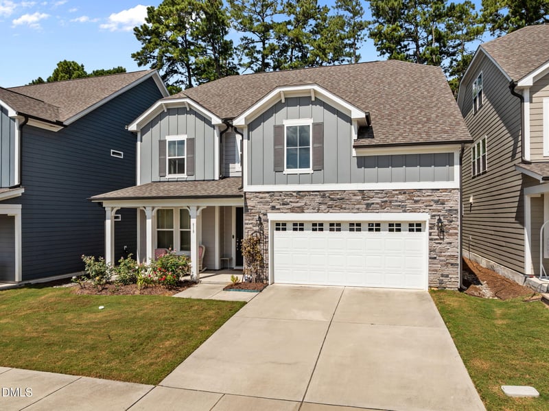 818 Haybeck Ln, Apex, NC 27523