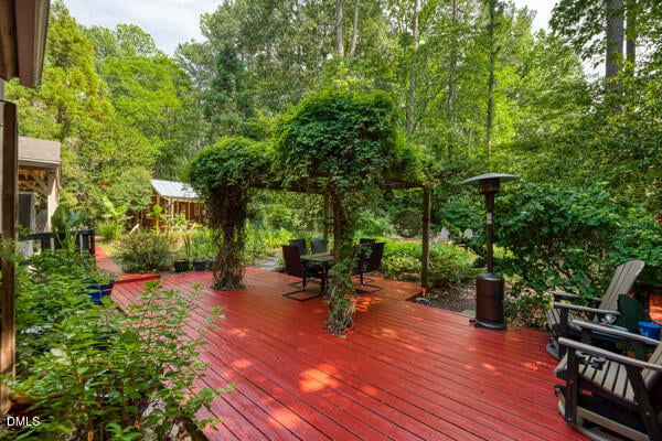 818 Lake Forest Dr, Raleigh, NC 27615
