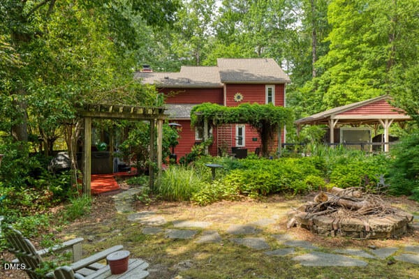 818 Lake Forest Dr, Raleigh, NC 27615