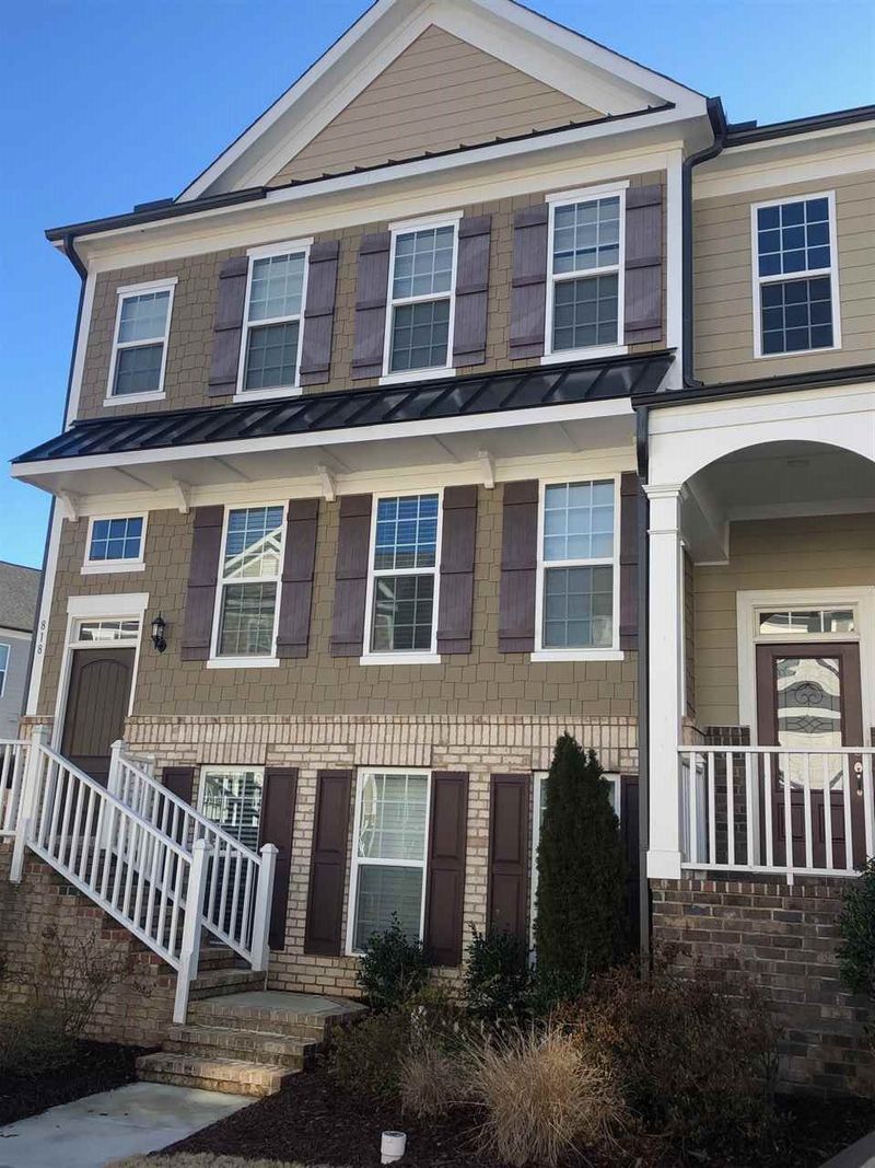 818 Tunisian Dr, Apex, NC 27502