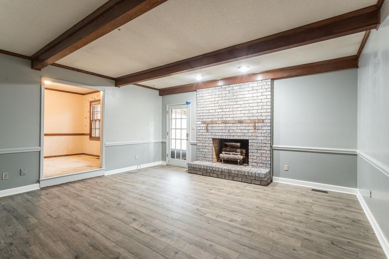 818 S Vermont St, Smithfield, NC 27577