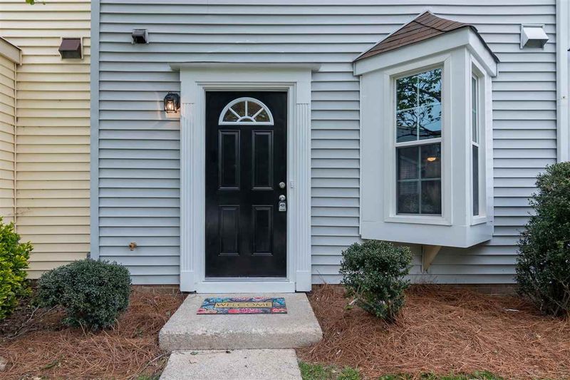 8182 Mcguire Dr, Raleigh, NC 27616