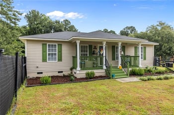 8185 Turnbull Rd, Fayetteville, NC 28312