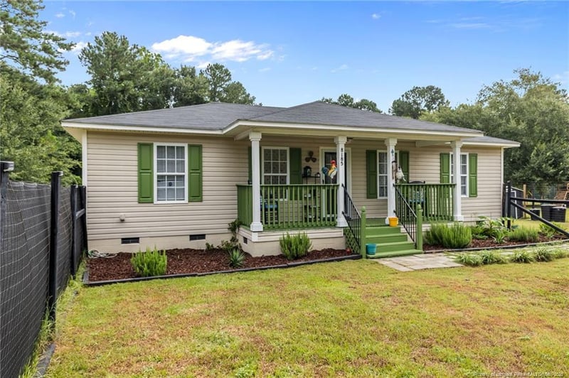 8185 Turnbull Rd, Fayetteville, NC 28312