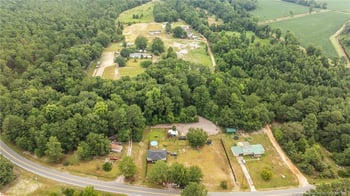 8185 Turnbull Rd, Fayetteville, NC 28312