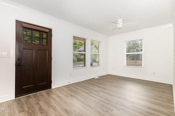 819 Cumberland St, Raleigh, NC 27610