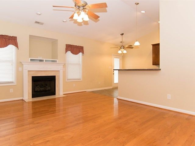 819 S Hollybrook Rd, Wendell, NC 27591