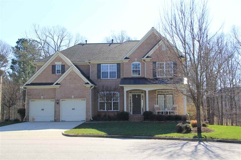 819 Huntsworth Pl, Cary, NC 27513