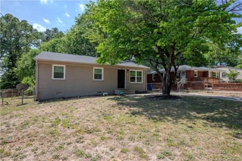 819 Isley St, Fayetteville, NC 28305