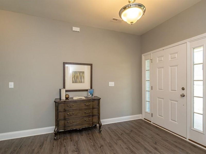 819 Knotty Pine Dr, Mebane, NC 27302
