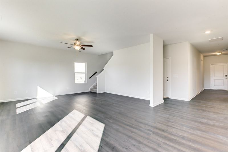 819 Rolling Creek Cir, Clayton, NC 27520