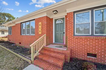 819 Sandalwood Dr, Fayetteville, NC 28304