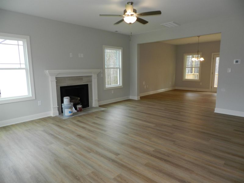 82 Ava Ln, Clayton, NC 27520
