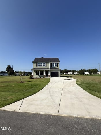 82 Coharie Dr, Lillington, NC 27546