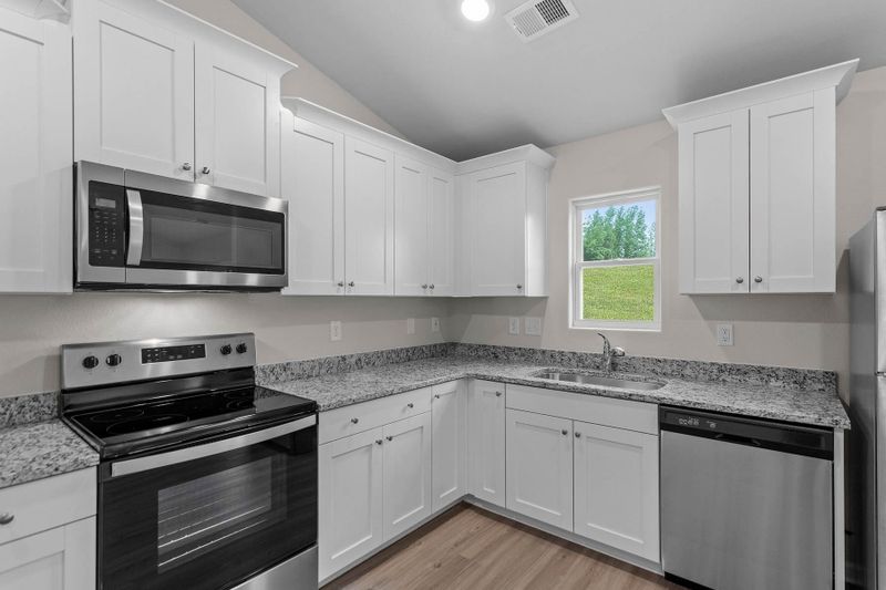 82 Crow Field St, Roxboro, NC 27574