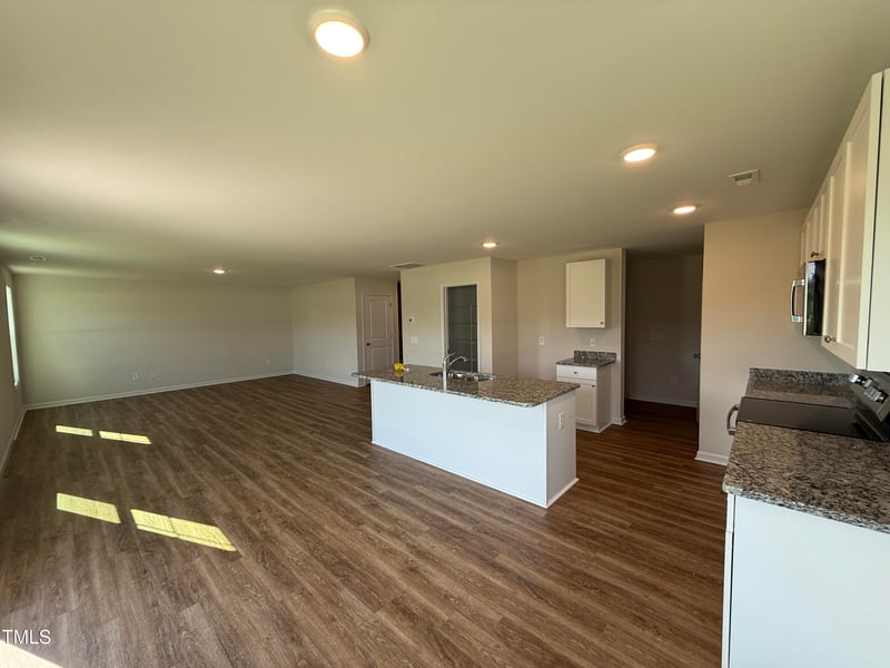 82 Emily Gardens Dr, Selma, NC 27576