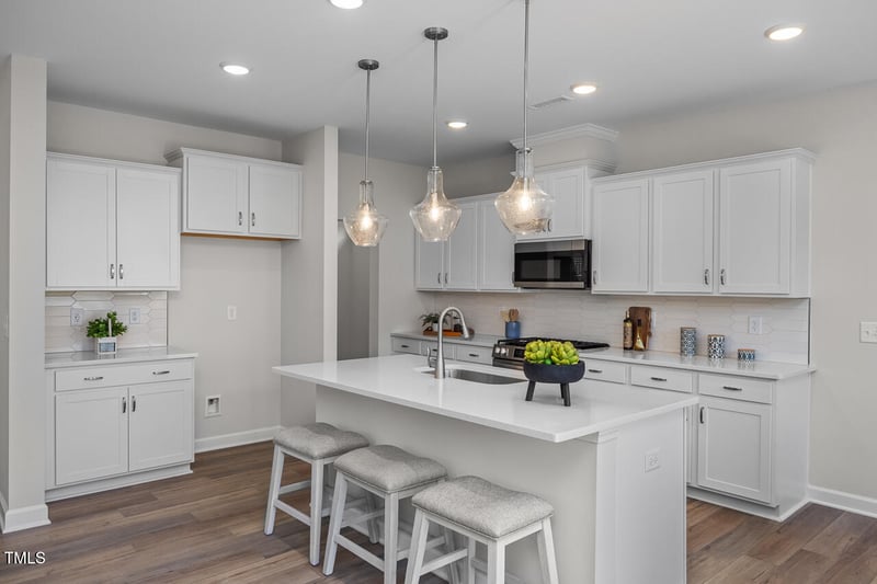 82 Fairwinds Dr, Lillington, NC 27546