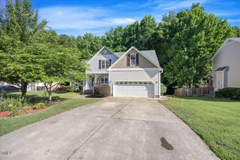 82 Finley Ct, Clayton, NC 27520